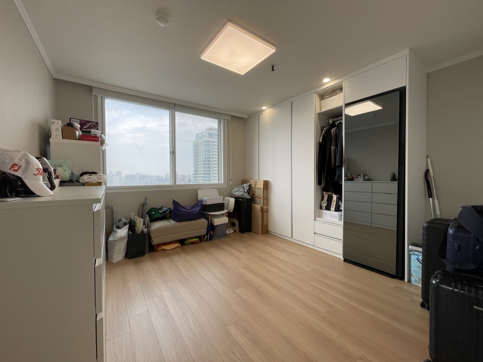  Yongsan-gu Apartment For JeonSe, Rent