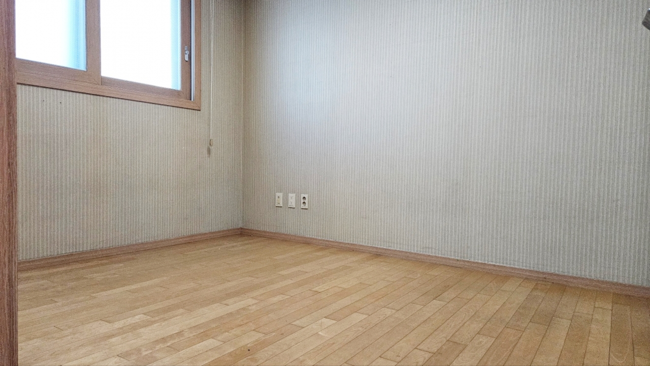 Yeonhui-dong Apartment For Rent