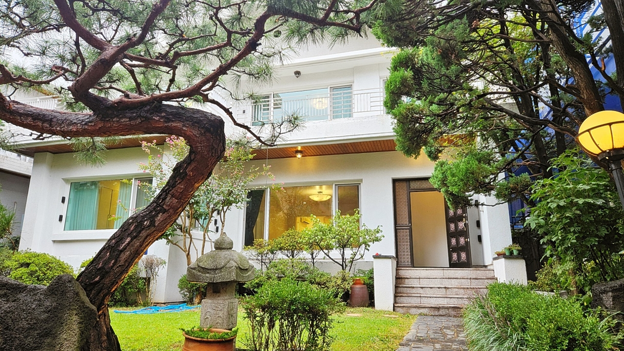 Yeonhui-dong Single House For Rent