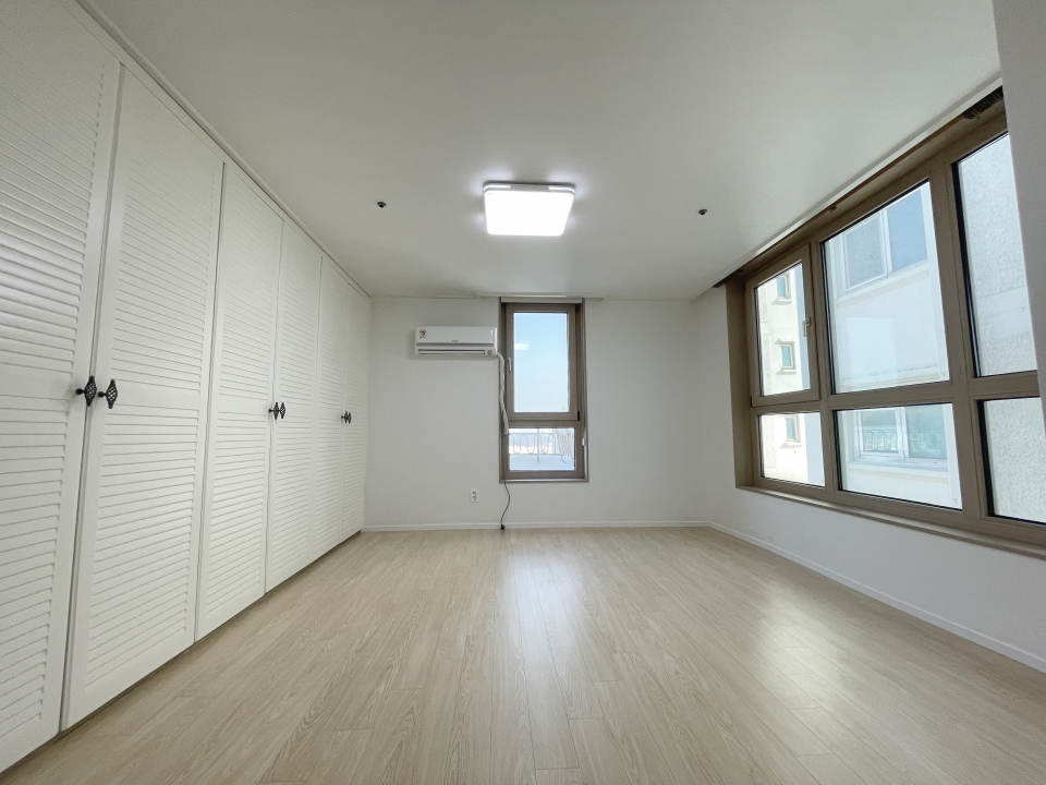 Mok-dong Apartment For Rent