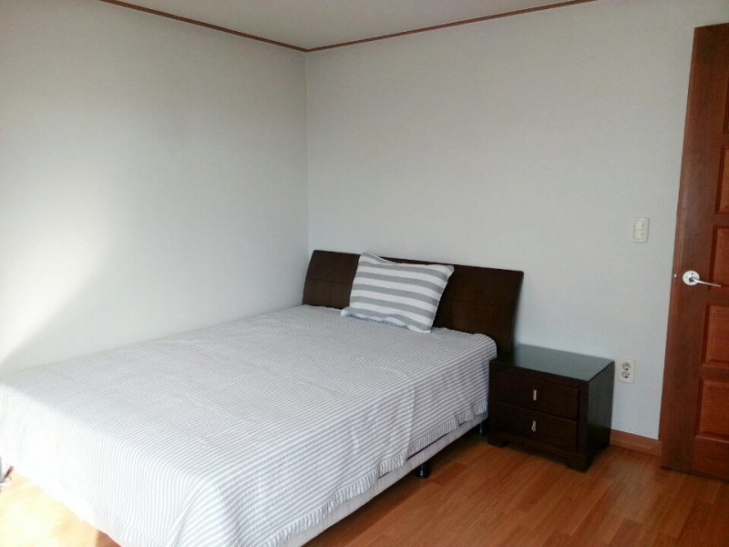  Yongsan-gu Villa For Rent