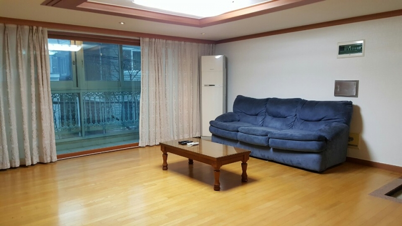 yongsan-dong  2(i)-ga Villa For Rent