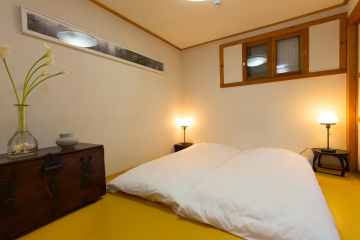 Gahoe-dong Single House For JeonSe, Rent