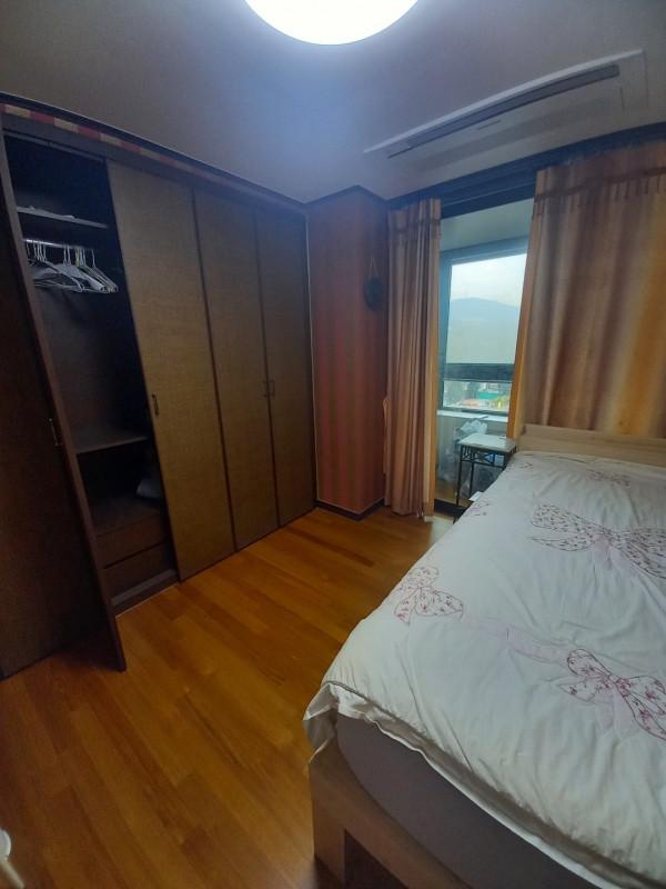 Hangangno 1(il)-ga Apartment For JeonSe, Rent