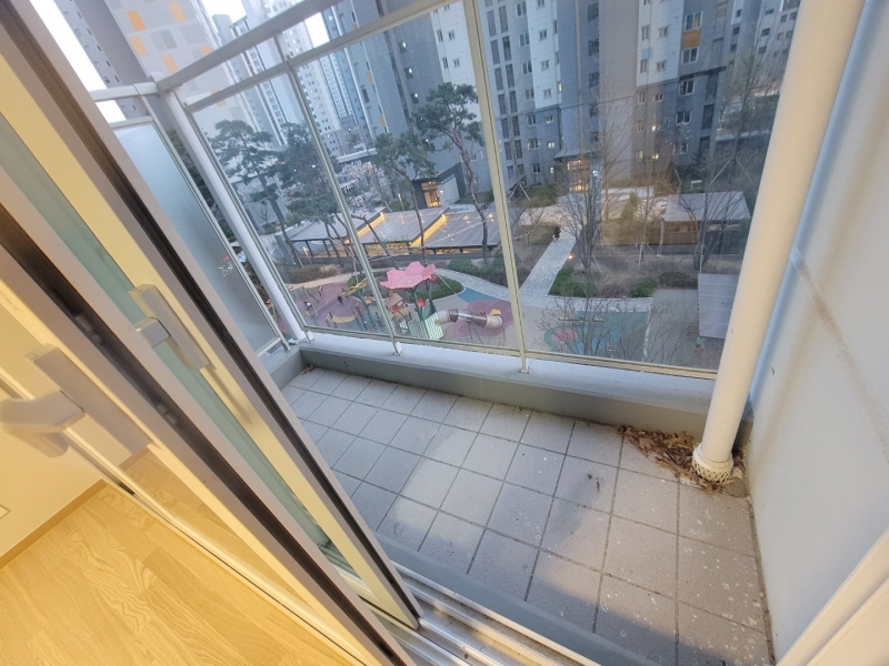 Sangil-dong Apartment For Rent