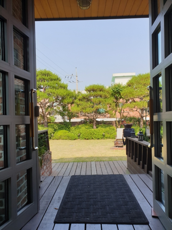Yeonhui-dong Single House For JeonSe, Rent