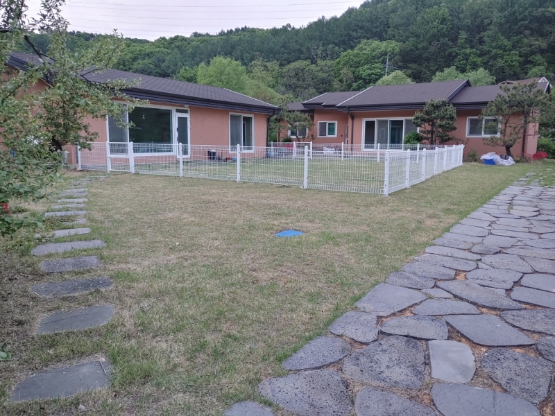 Gogi-dong Single House For JeonSe, Rent