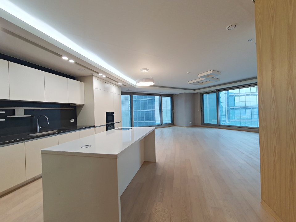 Hangangno 2(i)-ga Apartment For Rent
