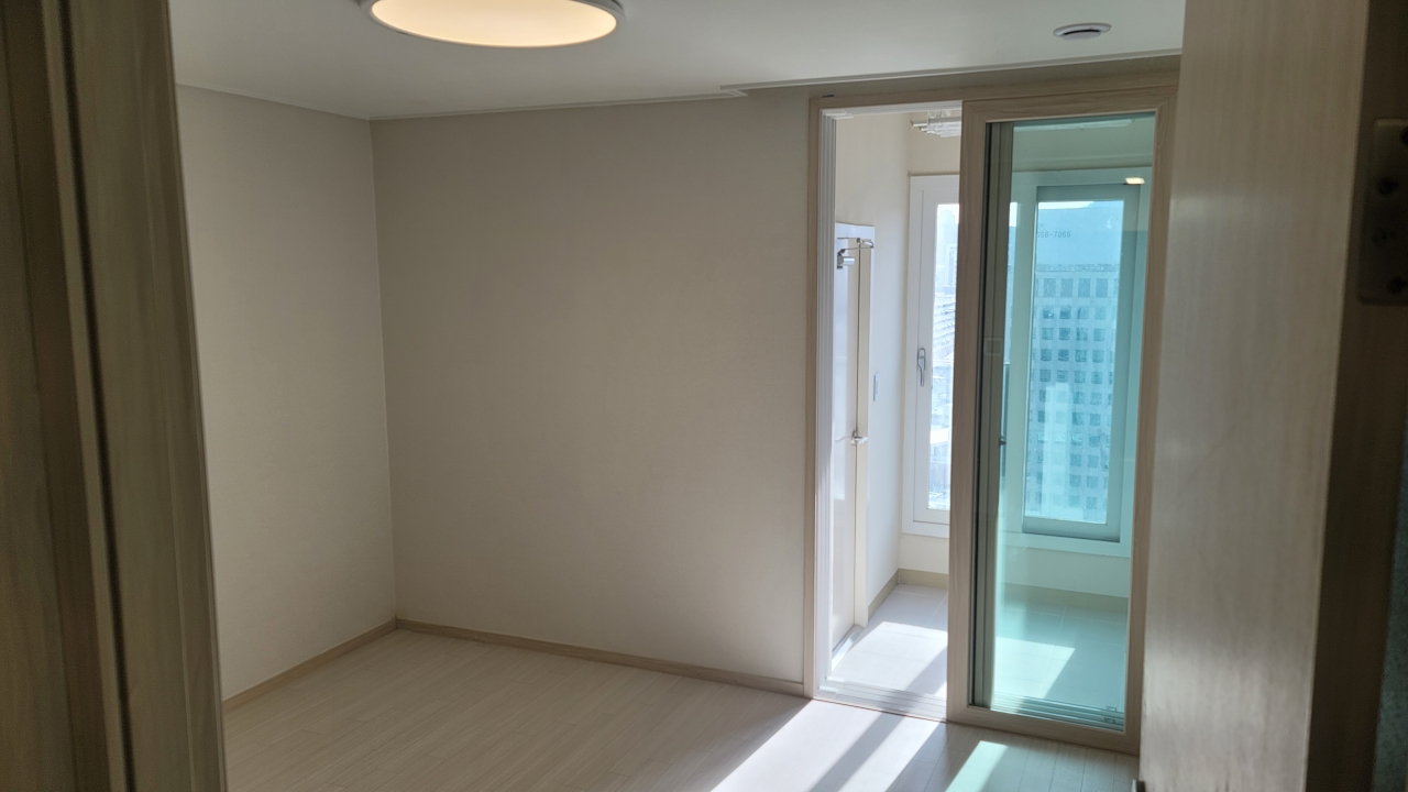 Ipjeong-dong Apartment For Rent