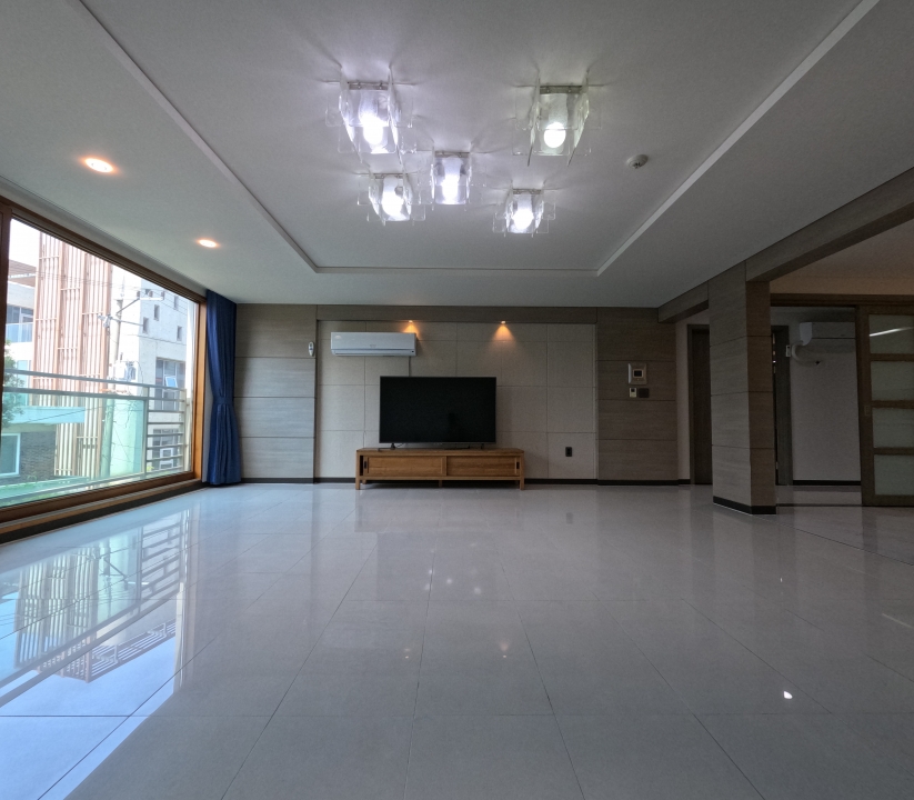 Dongbinggo-dong Apartment For Rent