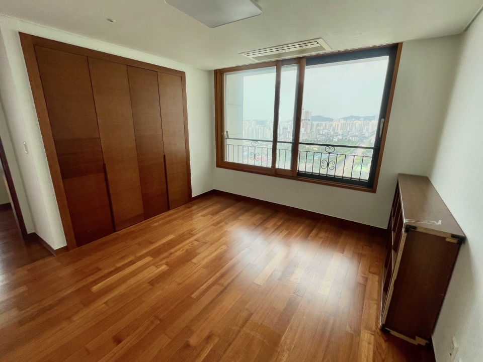 Samsan-dong Apartment For Rent