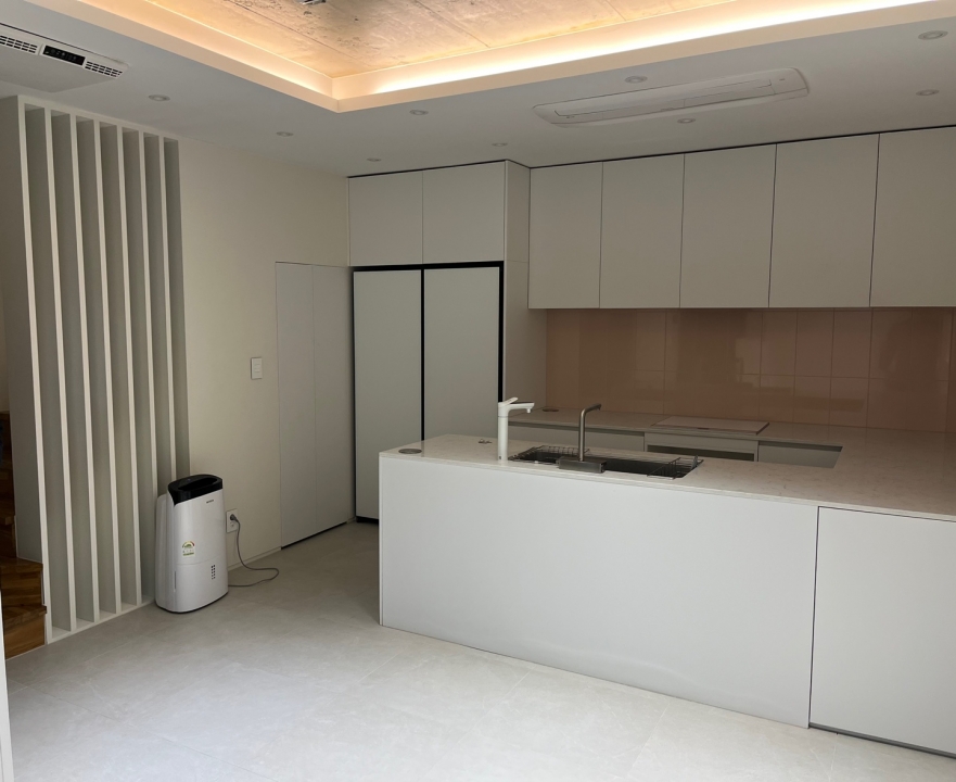 Itaewon-dong Single House For JeonSe, Rent