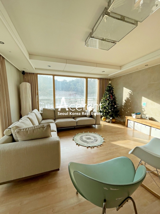 Jingwan-dong Apartment For Rent