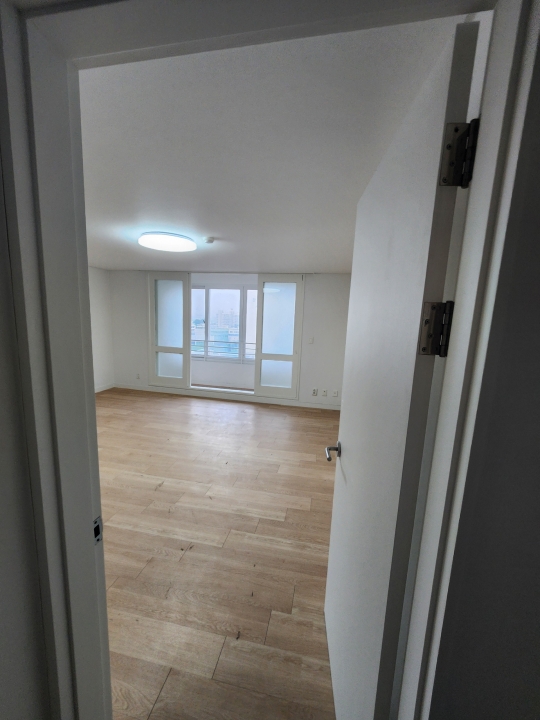 Yeouido-dong Apartment For JeonSe, Rent