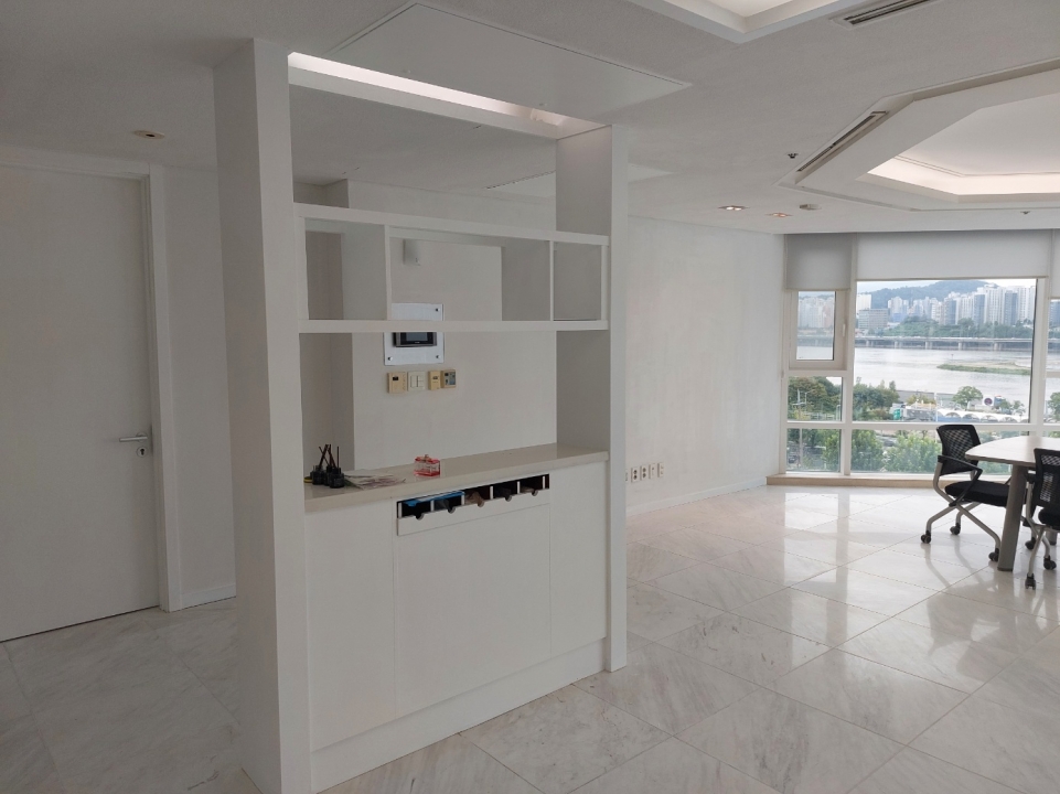 Hangangno 3(sam)-ga Apartment For Rent