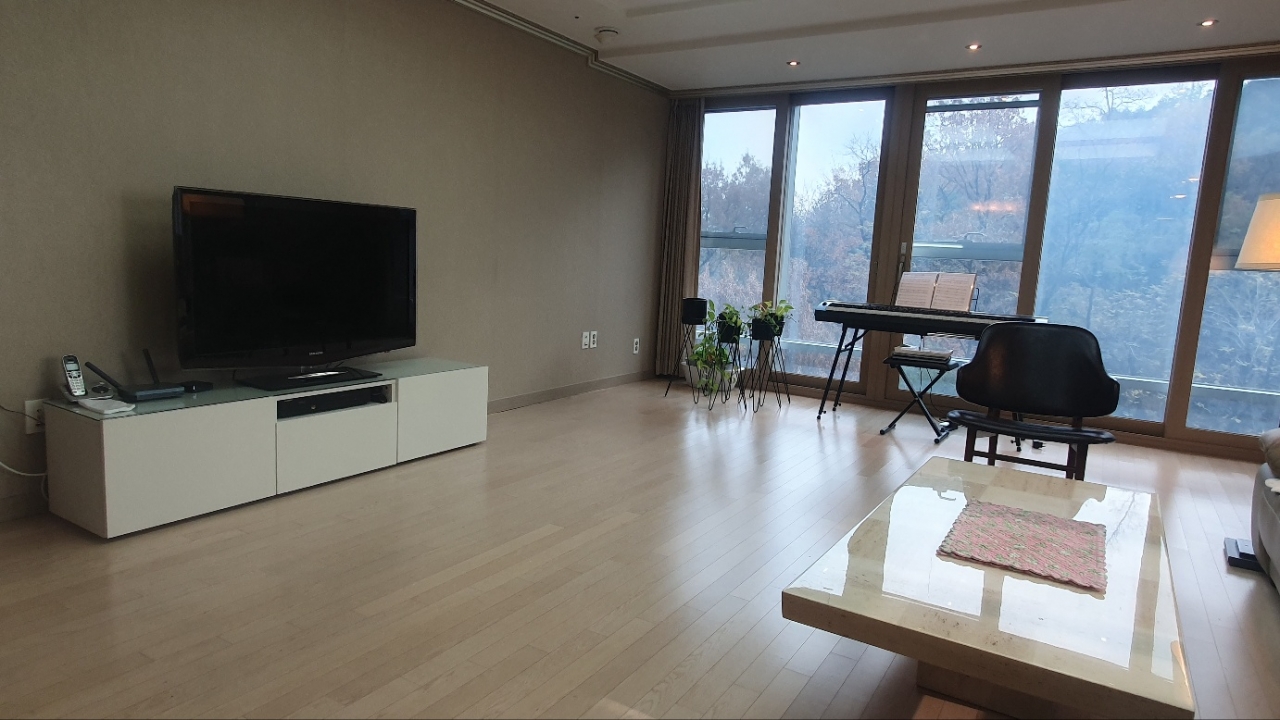 Sangam-dong Apartment For Rent