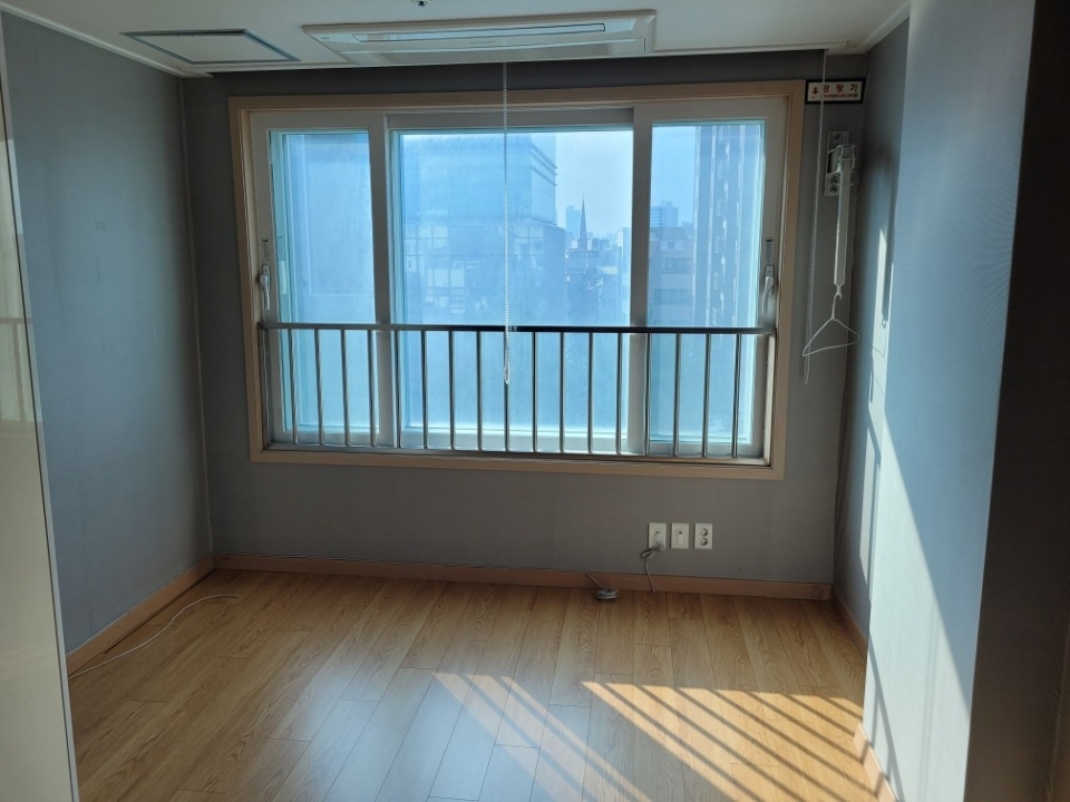 Samjeon-dong Apartment For Rent