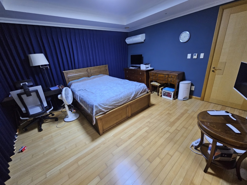 Seocho-dong Apartment For Rent