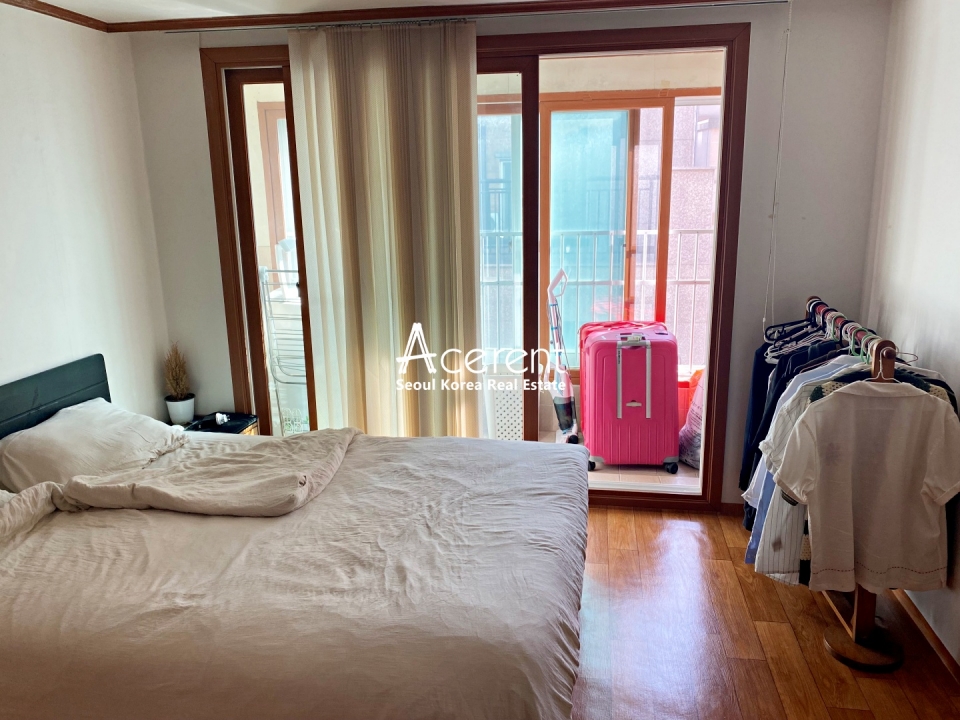 Changcheon-dong Villa For Rent