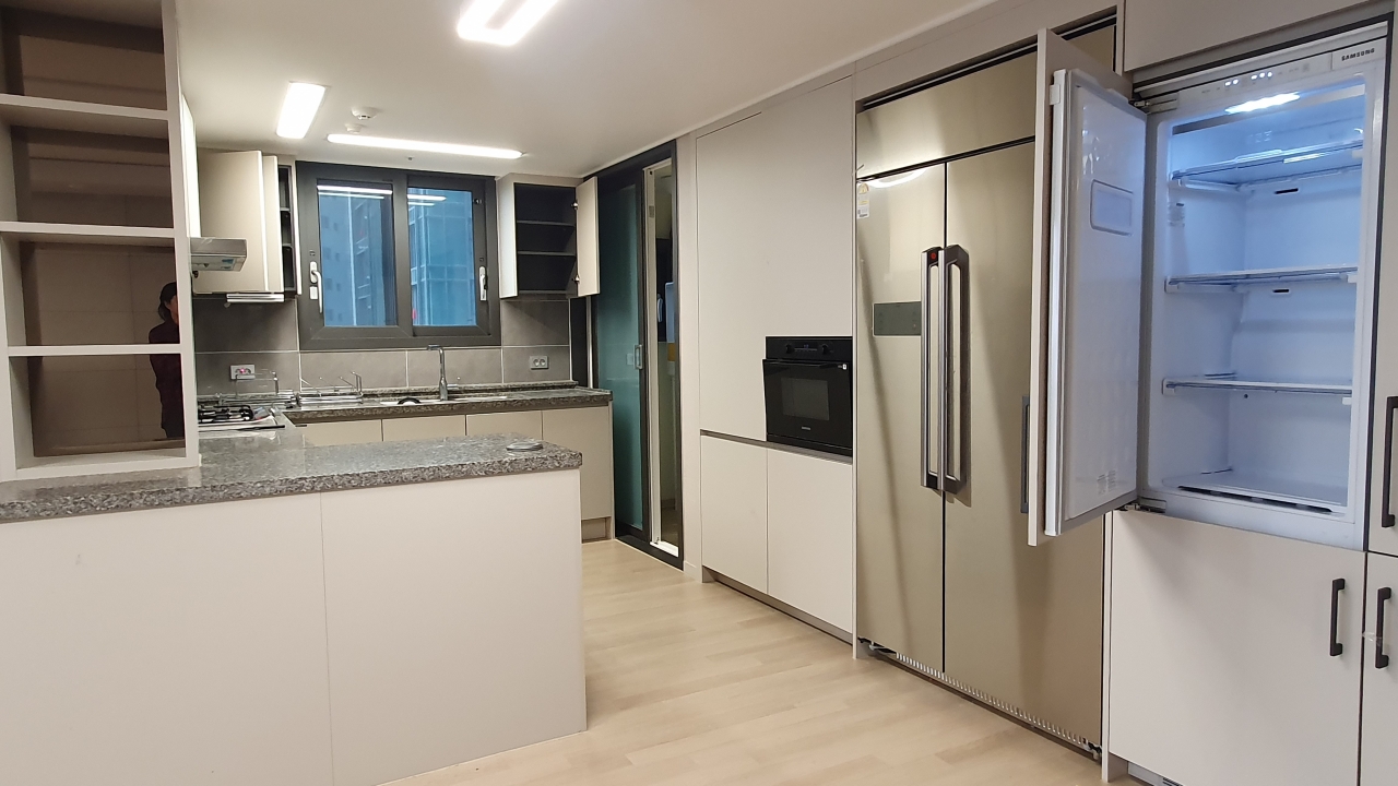 Jeonnong-dong Apartment For Rent