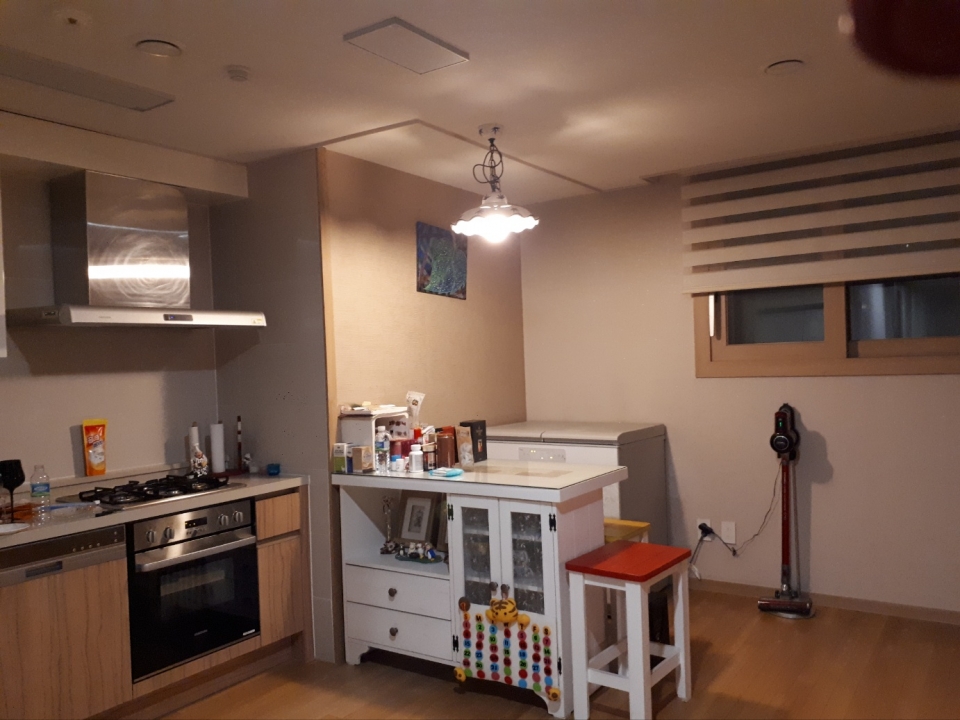 Bukgajwa-dong Apartment For Rent