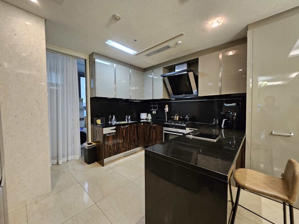 Hoehyeon-dong 1(il)-ga Apartment For Rent