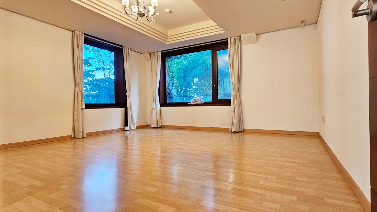 Itaewon-dong Villa For Sale, Rent