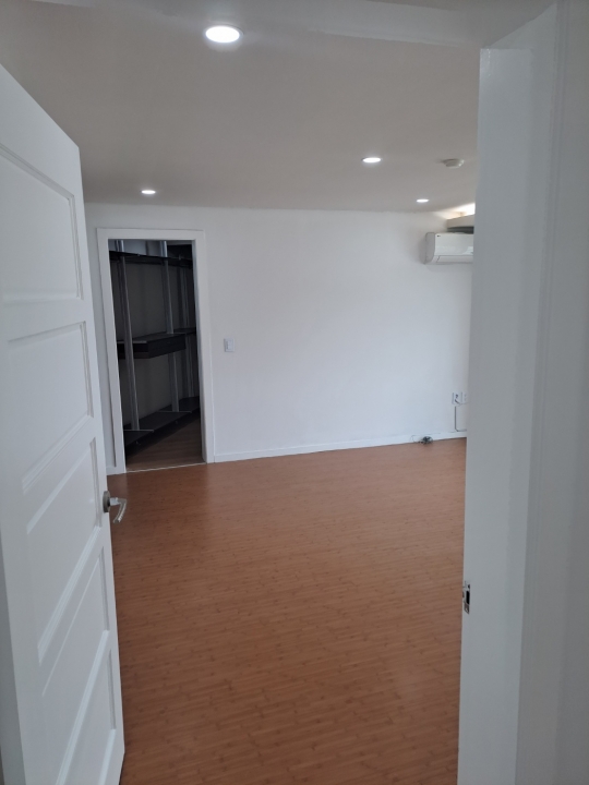 Itaewon-dong Apartment For Rent